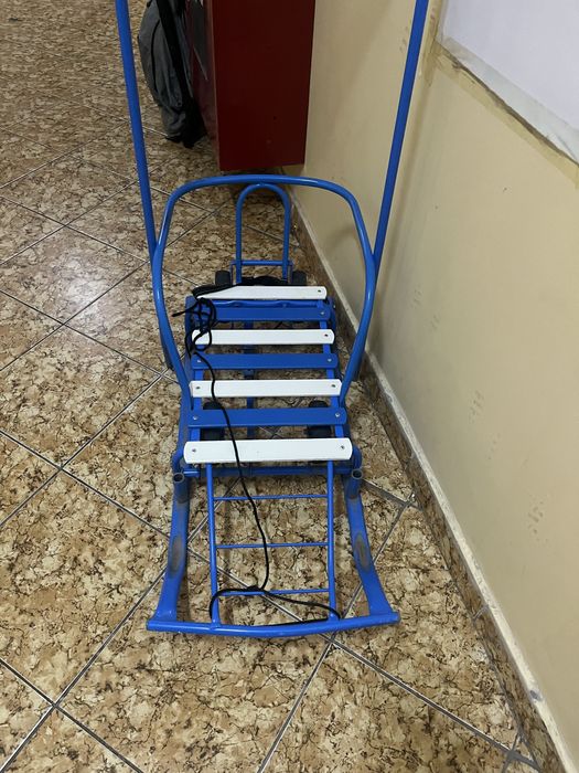 Продается санки детский в хорошем состоянии