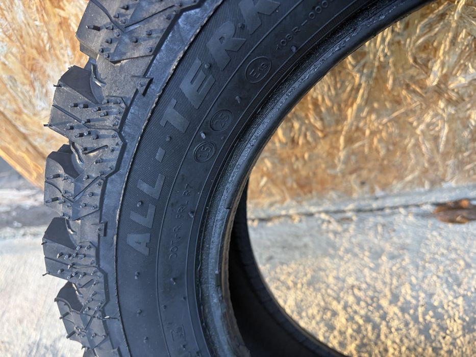 Cauciucuri RADBURG ALL TERRAIN 215 60 R17 NOI