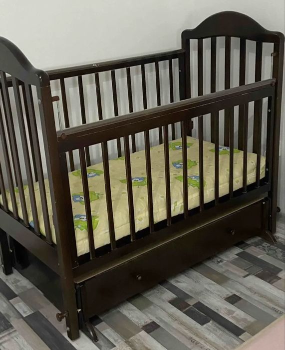 Манеж детский бу в отличном состоянии