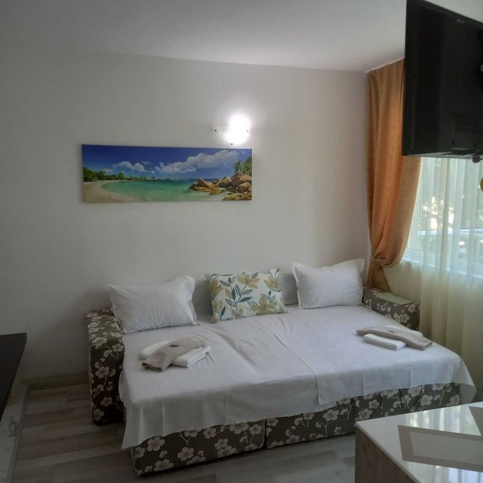 Дава се под наем Двустаен апартамент в Бургас, Сарафово - 50 кв.м за 325 € - Снимка #1