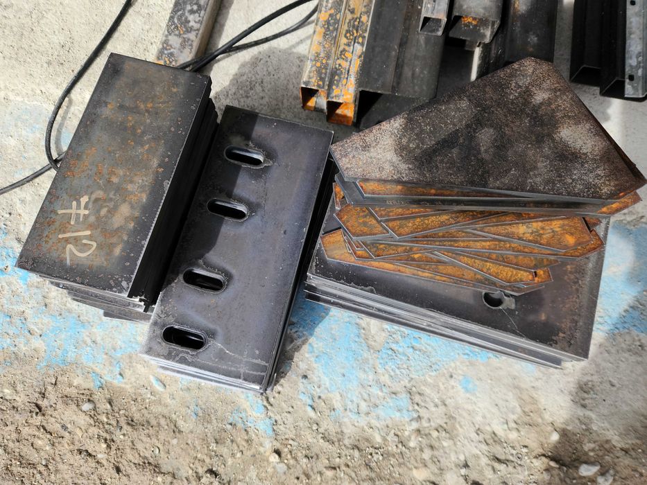 Debitare cu laser CNC, traforaj tabla, garduri, scari, panouri, flanse