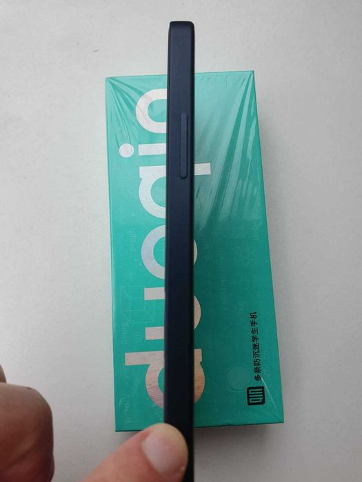 Smartphone cu butoane Xiaomi Qin F22 Pro în stare impecabilă