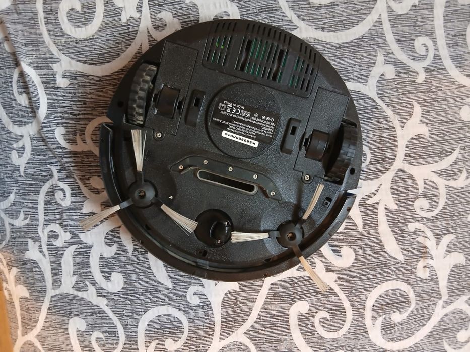 Vand aspirator SYMBO inteligent fara fir