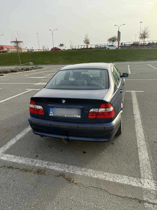 Autoturism BMW Seria 3