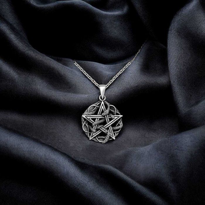 Pandantiv din argint barbati Motive Celtice, Sarpe si Stea - 7.8g