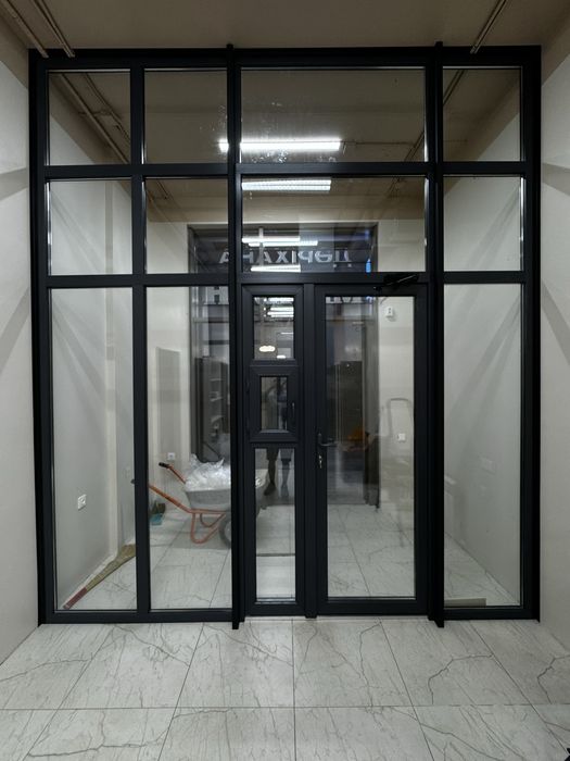 Пластиковый Тамбур , входная группа , витраж , Перегородка