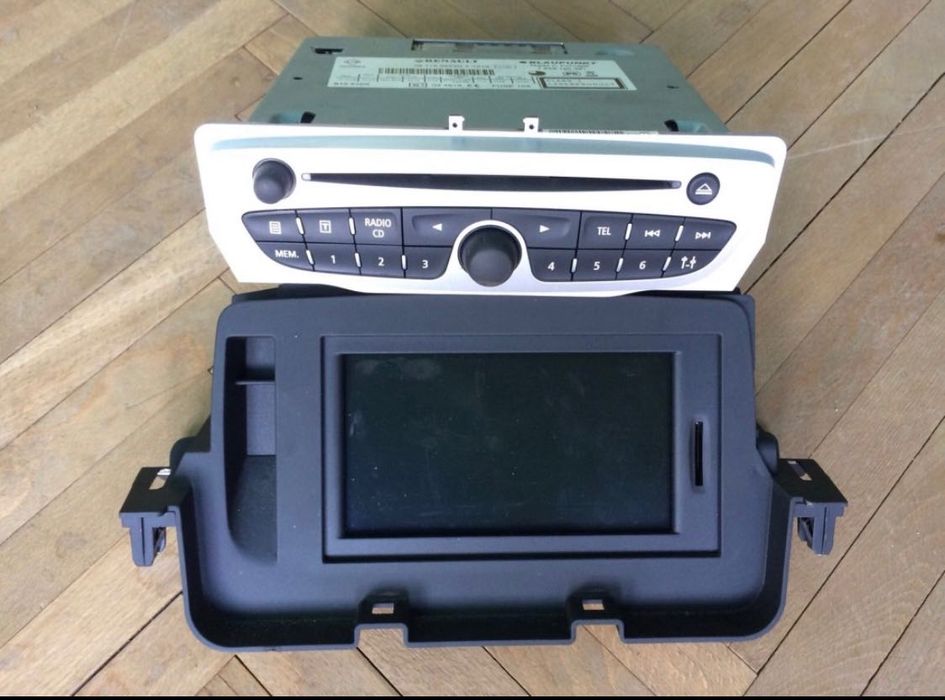 Navigatie Renault GPS  Megane 3 , Renault fluence , Renault Laguna 3