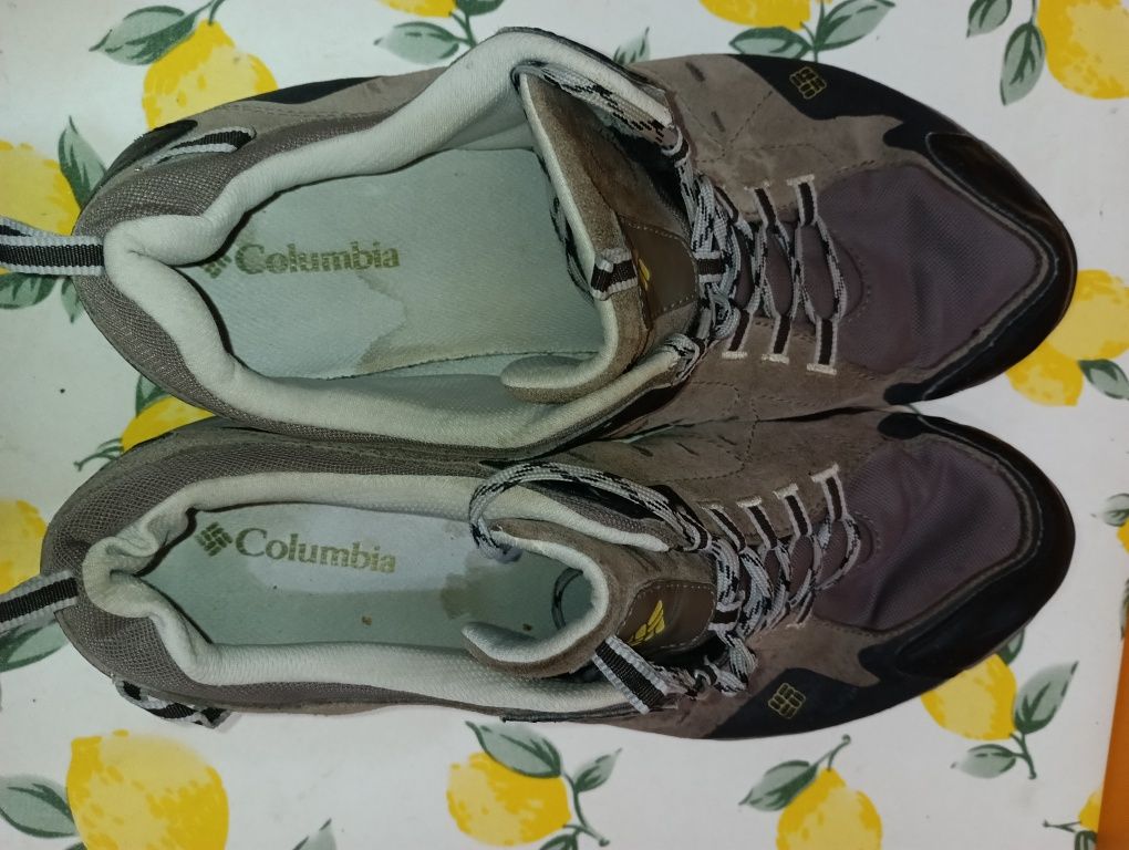 Columbia N 46 кожени - 25 лв