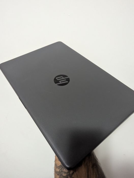 Laptop HP ca Nou  generatia 11