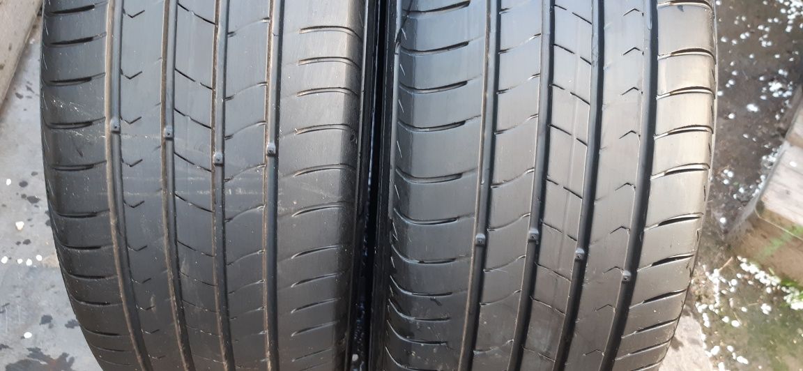 Anvelope 215/60r17 vară 2 bucăți Kumho, dot 2023,preț 200 lei/ bucată