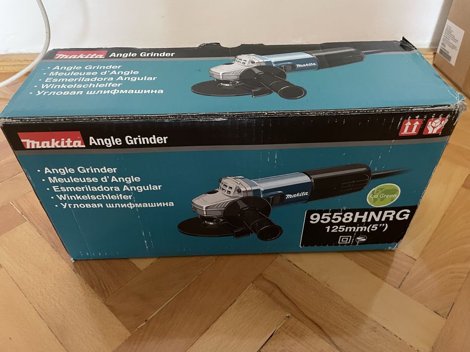 Polizor unghiular Makita 9558HNRG