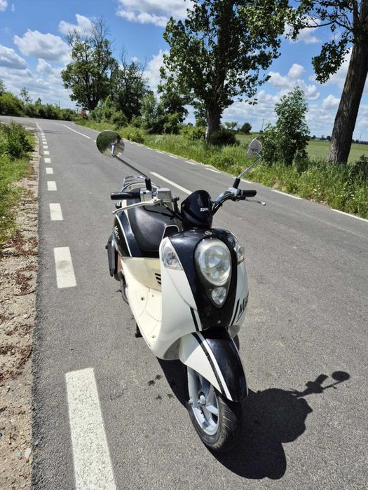 vand scuter sym  mio