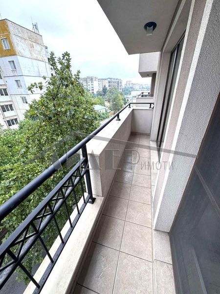 2-стаен обзаведен в кв. Тракия