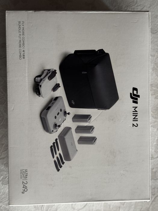 DJI Mini 2 Fly More Combo.