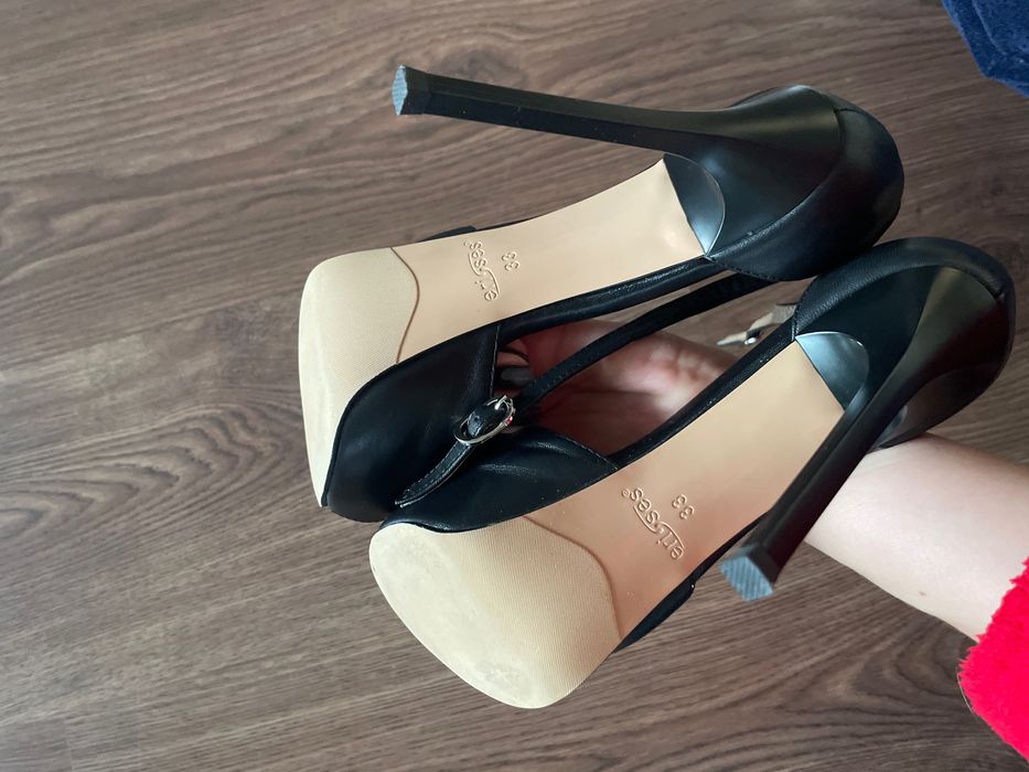 Кожени сандали, размер 33