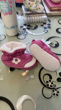 Бебешки зимни обувчици