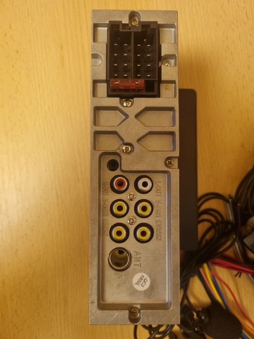 Dvd auto 1 din cu bluetooth  mufă universală nou