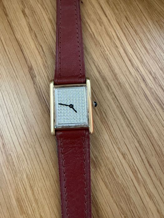 Gisiger Greder Son Tank часовник прилича на Cartier