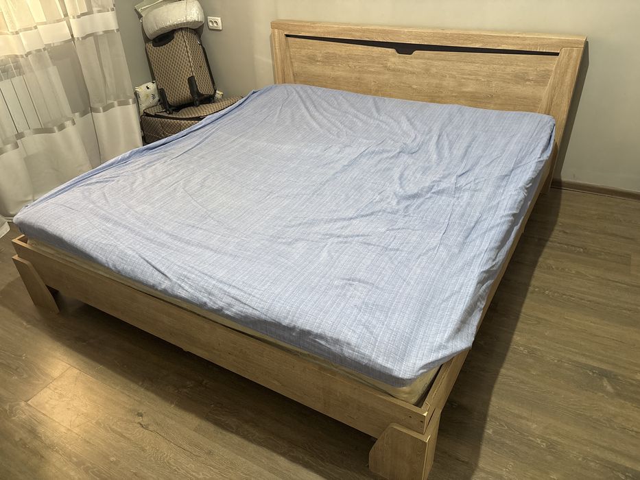 Продам кровать 160 *200