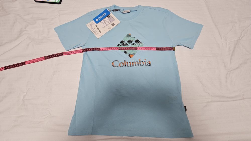 Tricouri de dama si barbati diferite mărimi si culori