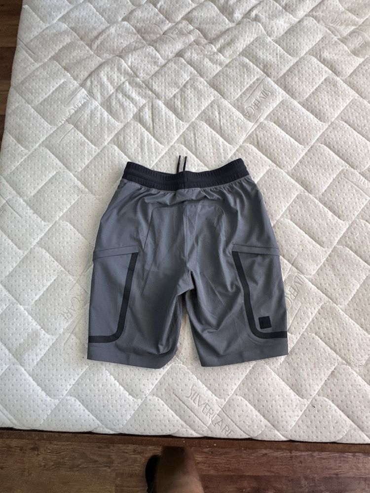 Under Armour Tech  Men's UA Sportstyle мъжки спортни къси панталони