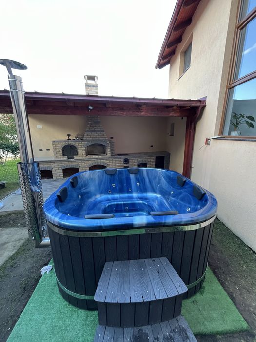 Ciubar din fibra jacuzzi