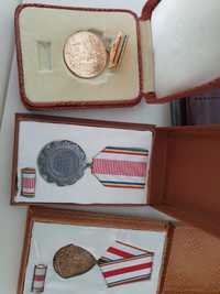 Vand 3 medalii. Ordinul muncii, Aniversare a eliberarii patriei