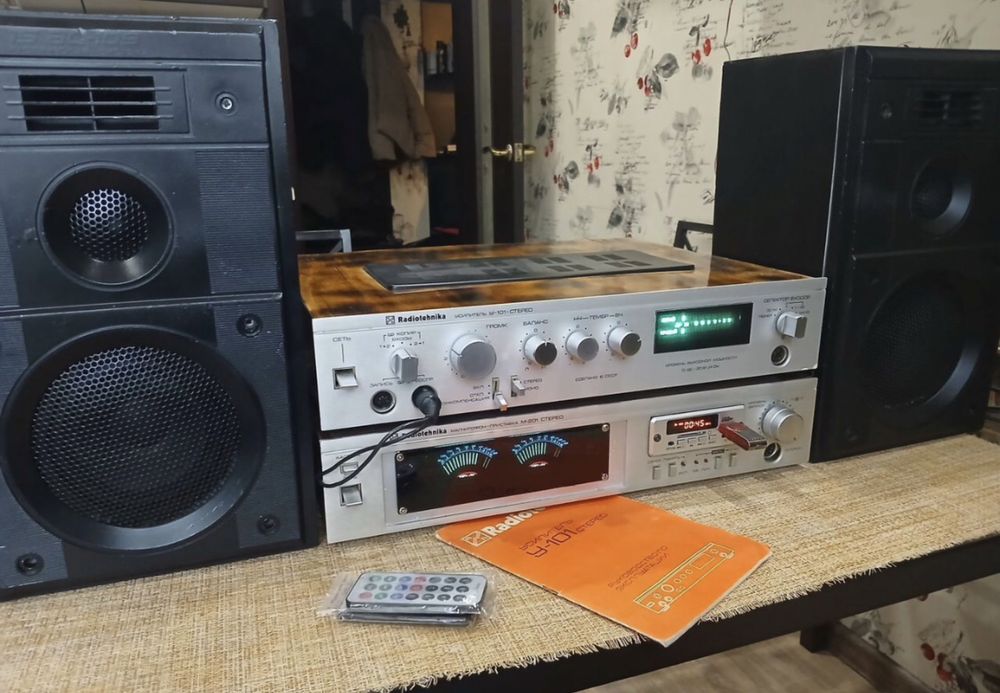 Radiotehnika усилитель и колонки