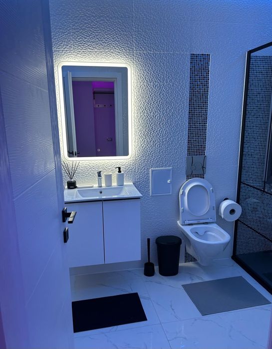 PF. Închiriez apartament 2 camere Dunării!