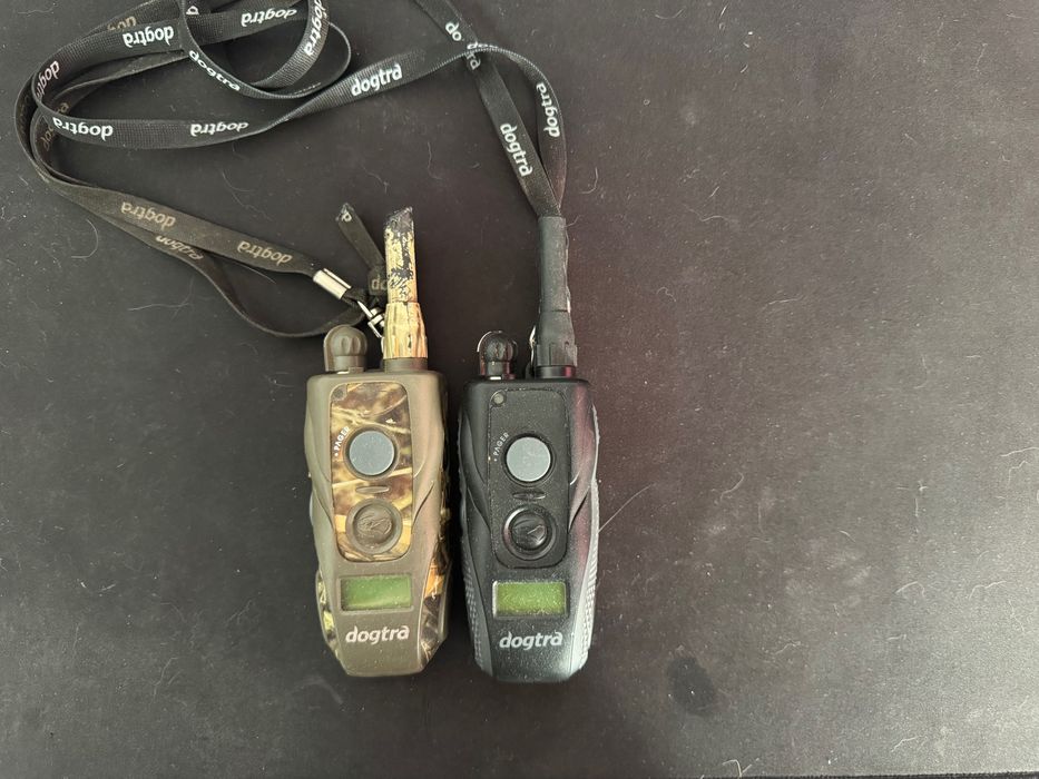 Zgarda electrica dresaj Dogtra ARC 800 + finger kick + cover-uri