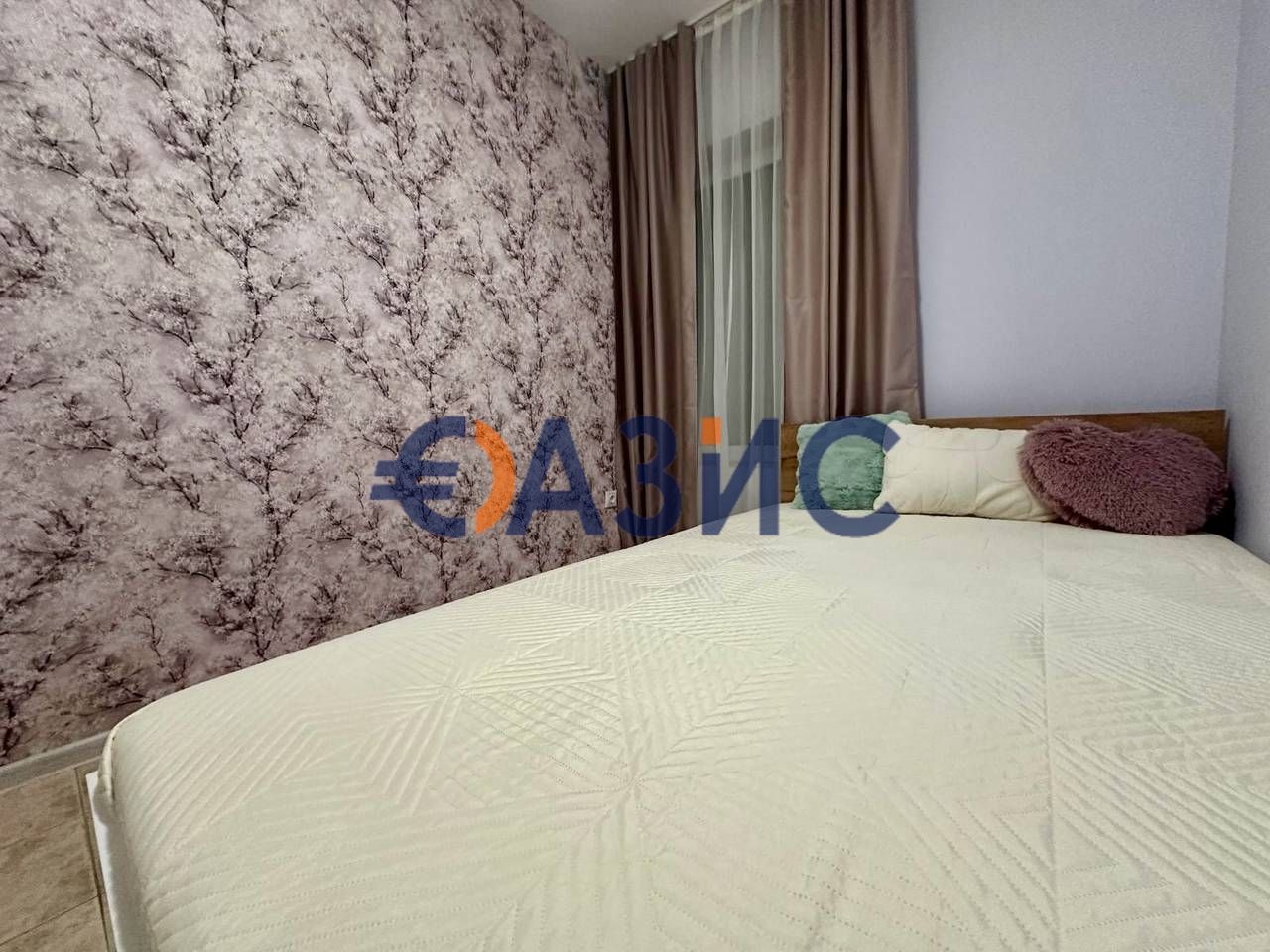 Продава се Тристаен апартамент в Свети Влас - 66 кв.м за 1211 €/кв.м - Снимка #12