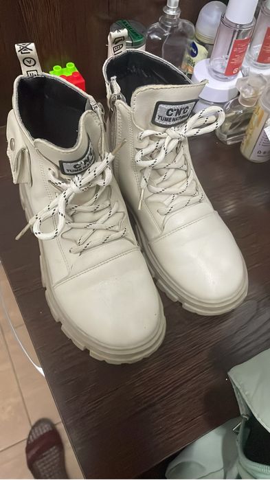 Күзгі етік лофери