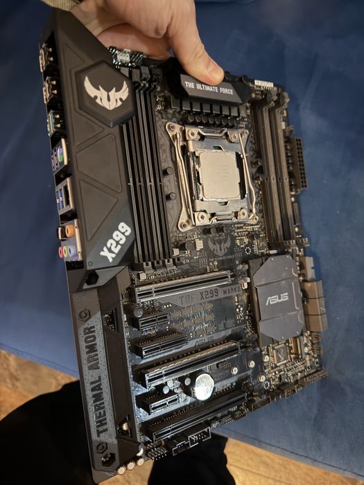 Kit placa de baza Asus x299 TUF Mark 2 I7 7820x fara memorii RAM