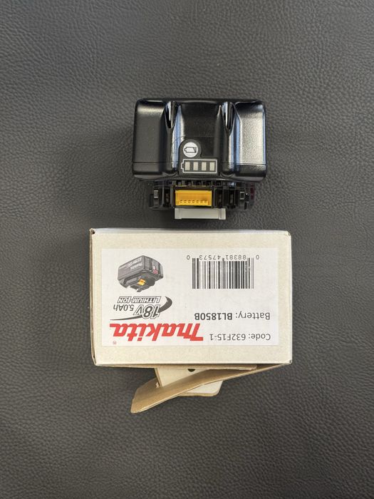 Продавам нова батерия Makita BL1850B