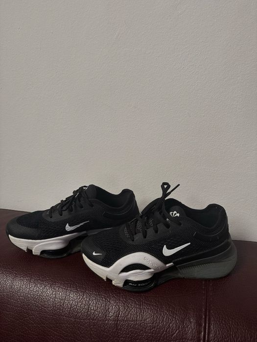 Маратонки Nike Airzoom