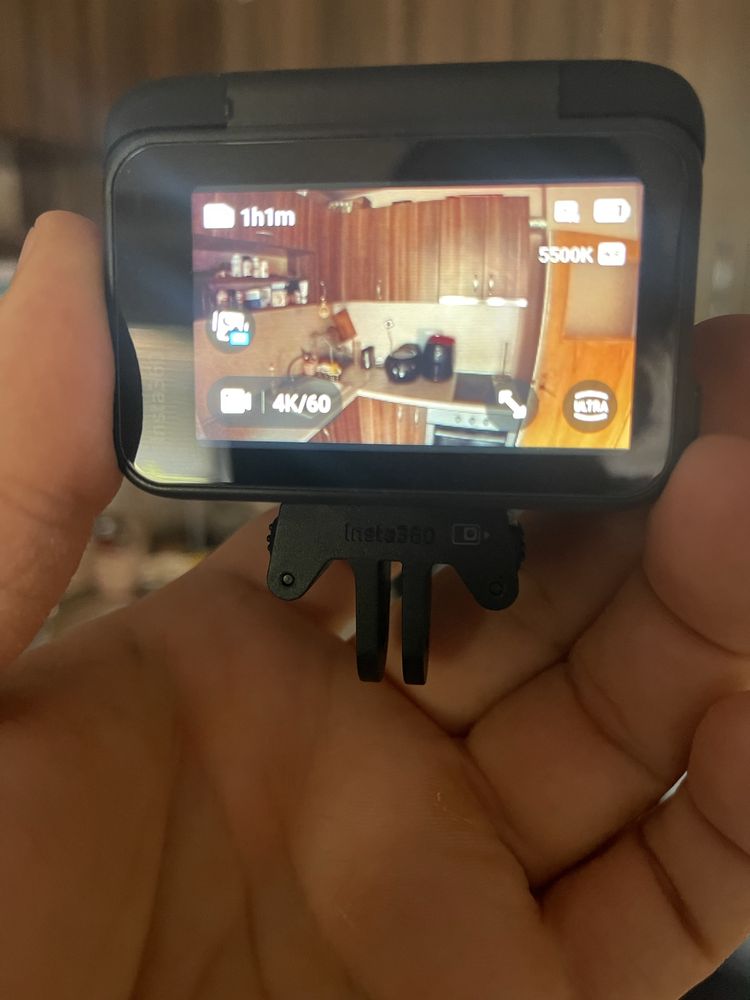 Екшън камера Insta 360 Ace Pro