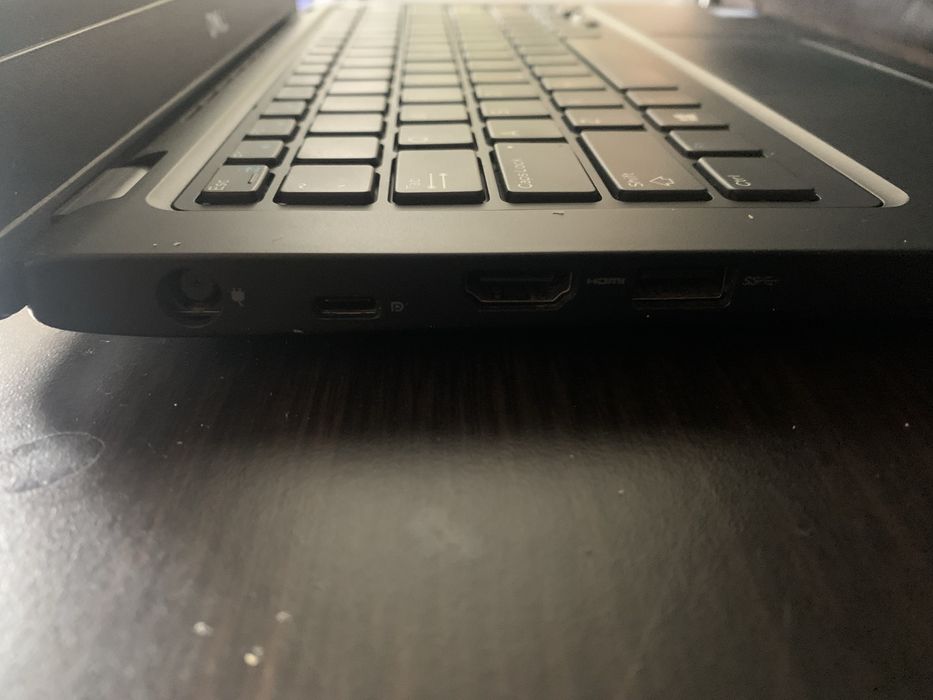 Vand laptop Dell