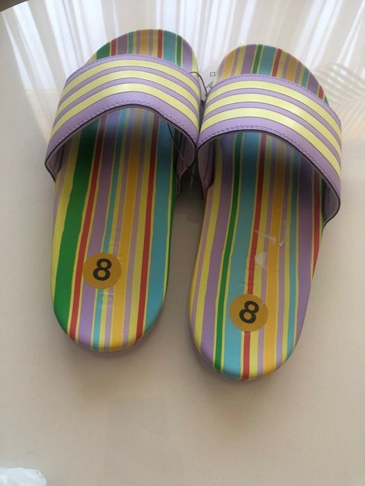Adidas • Adilette