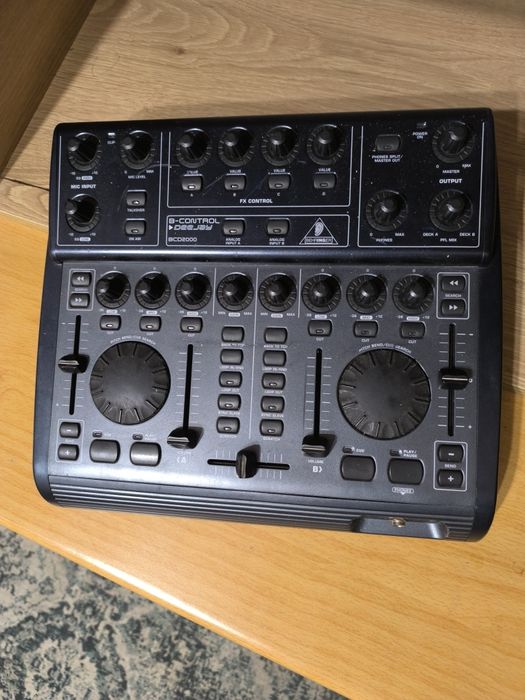 DJ Controller BEHRINGER BCD2000
