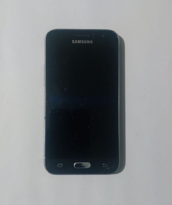 Samsung  J 1  16 гб