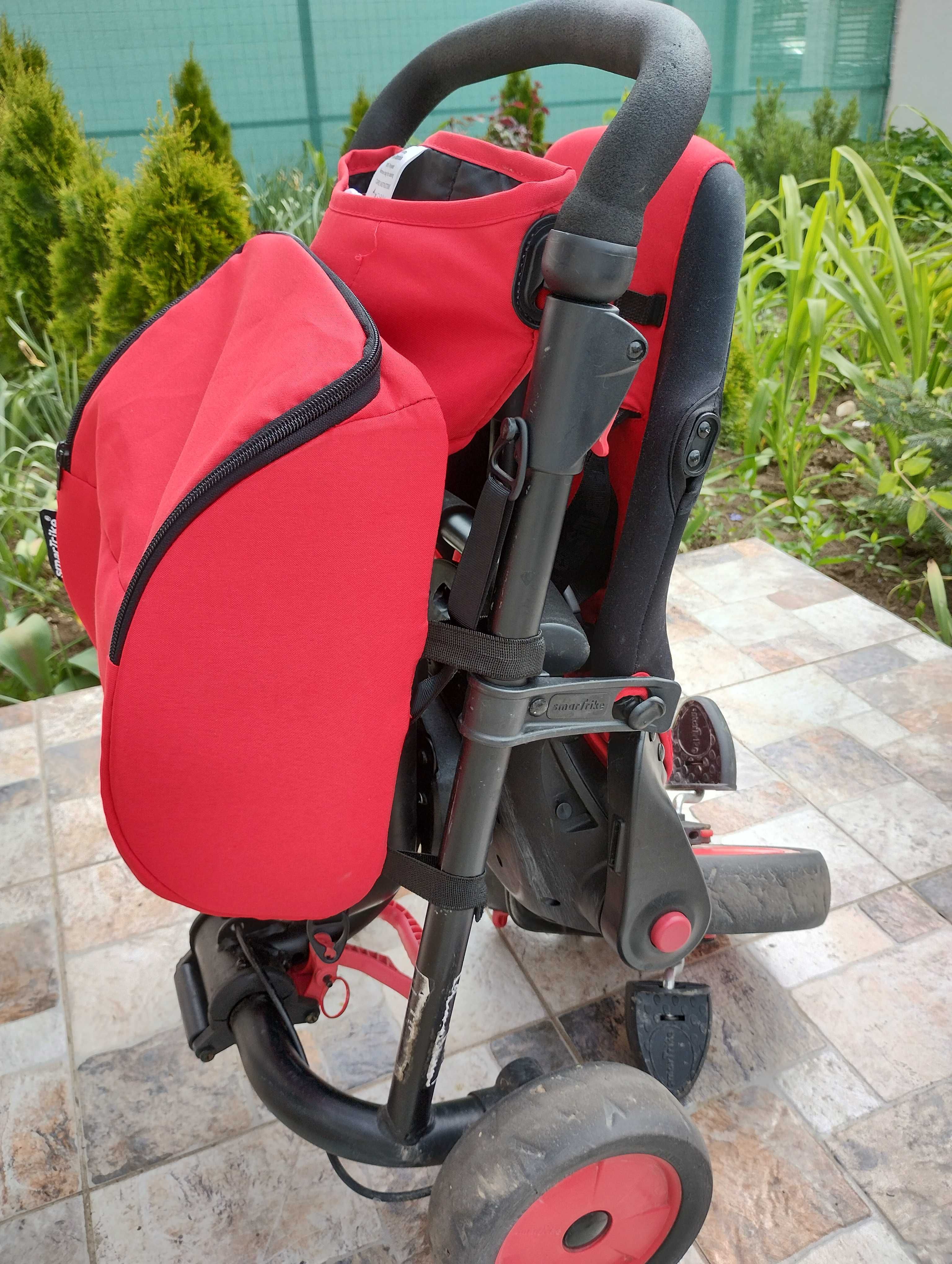 Vând tricicleta Smart trike 8in 1