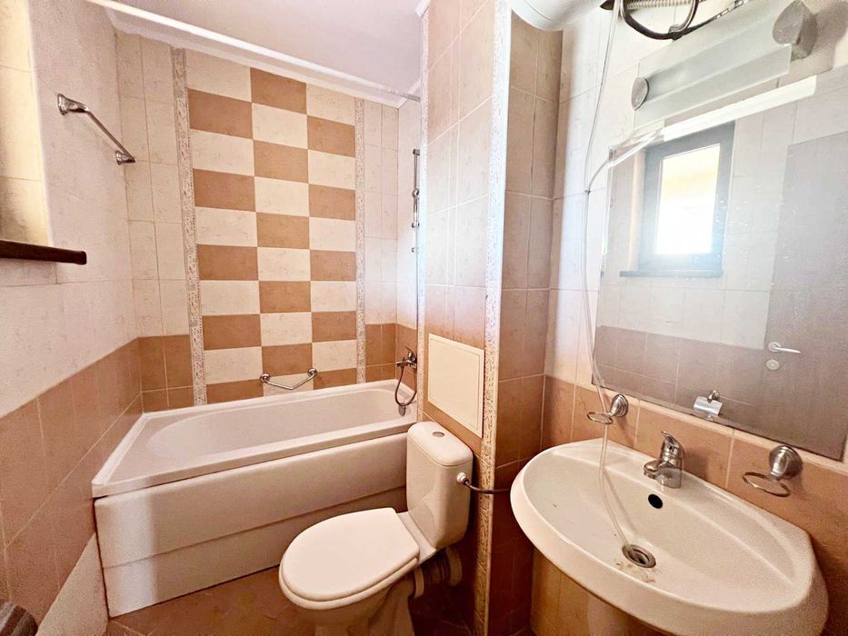 Продава се Двустаен апартамент в к.к. Слънчев бряг - 67 кв.м за 1083 €/кв.м - Снимка #9