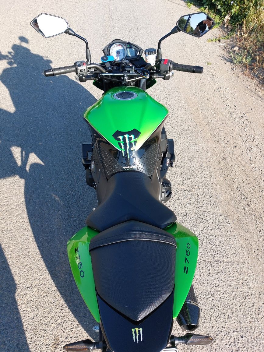 Kawasaki Z750 27000км