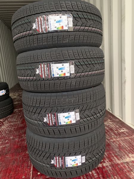 Зимен спорт пакет ARIVO 275/40R20 106H XL 315/35R20 110V XL НОВ DOT