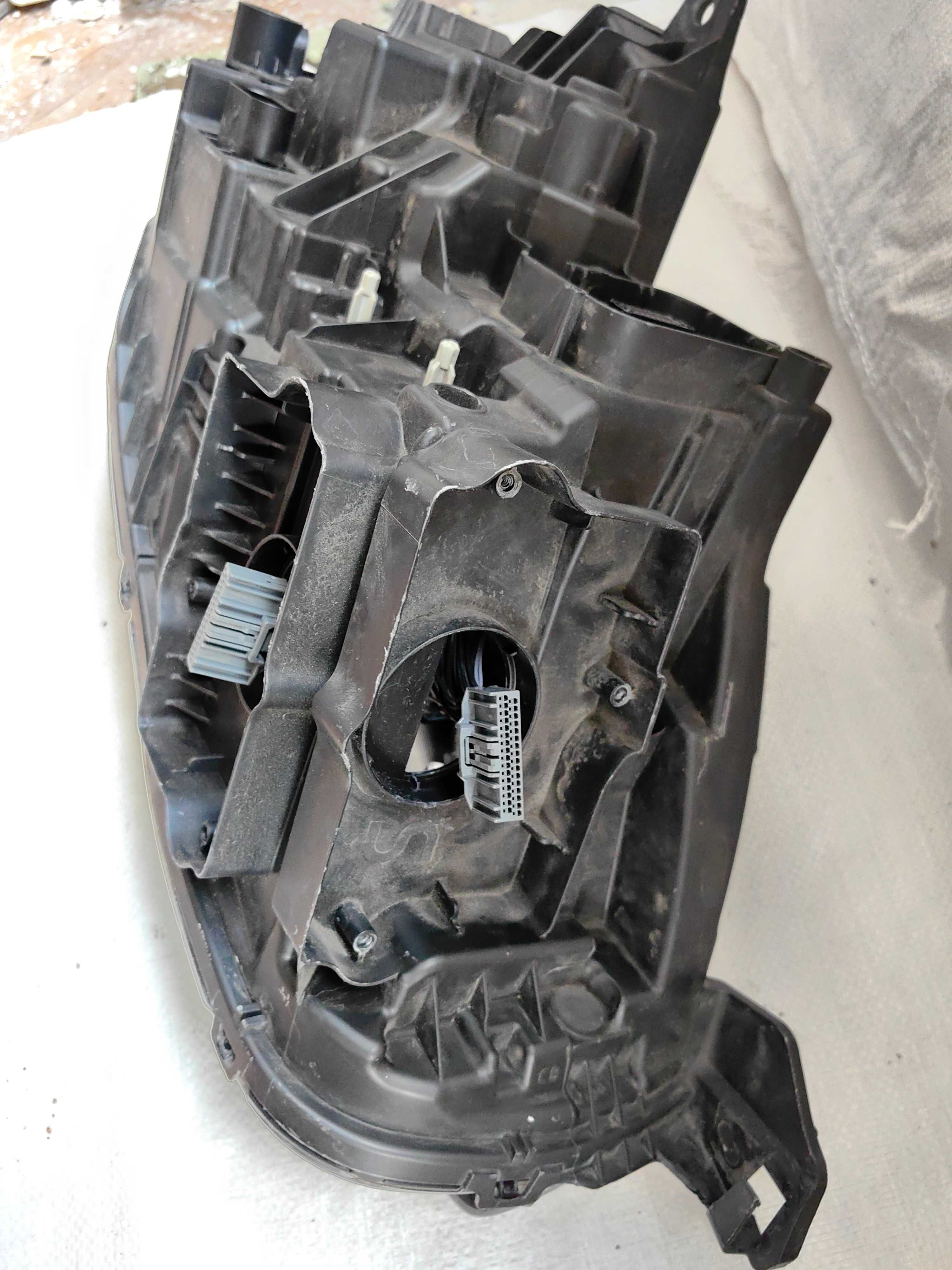 Оригинален  фар  Волво ХЦ90 Volvo XC90 Full Led