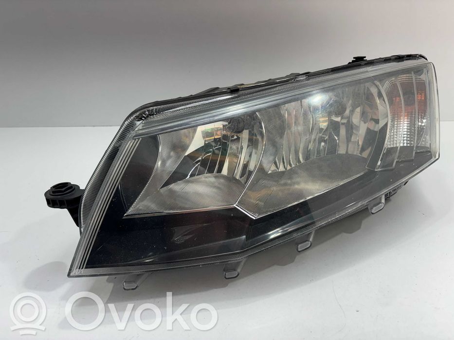 Far Stanga Skoda Octavia 3 Cod 5E1941015