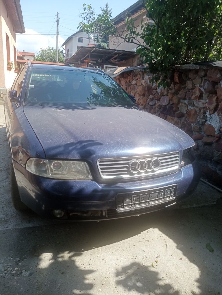 Audi a4 2.5 TDI 150hp цяла за части