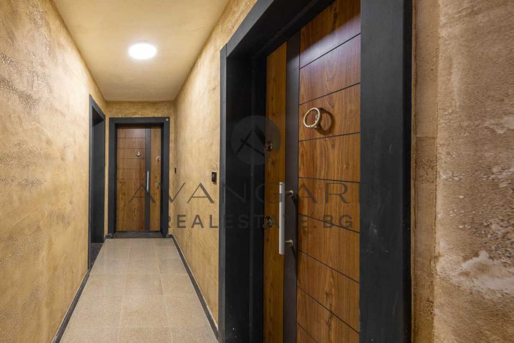 оф.17283 Мезонет Кючук Париж