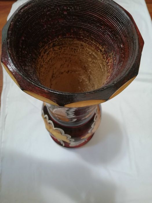 Дървена декоративна ваза – ръчна изработка