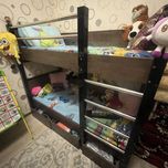 Двухярустная кровать- фабричная…